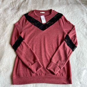 Dressy lace long sleeve top, dusty pink color, size large